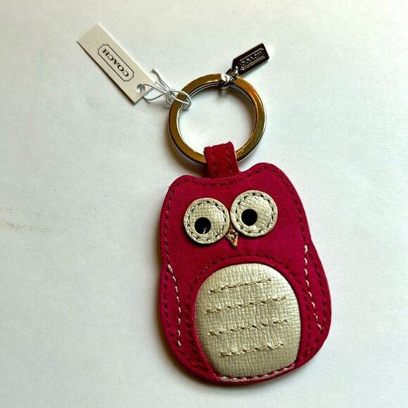 COACH Pink Owl Keychain NWT - Picture 1 of 4